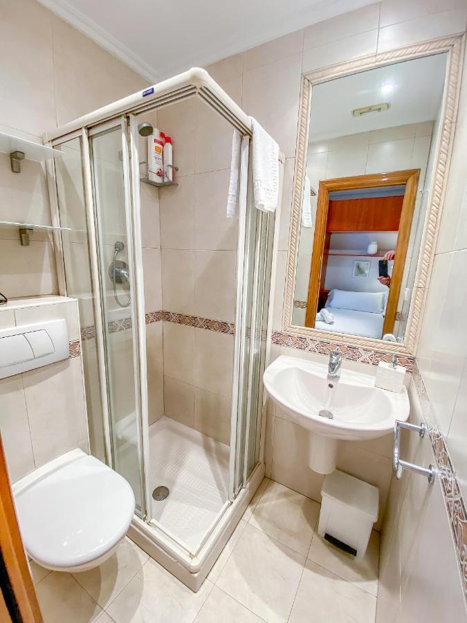 Habitaciones Turisticas Ayuntamiento San Sebastian Ngoại thất bức ảnh